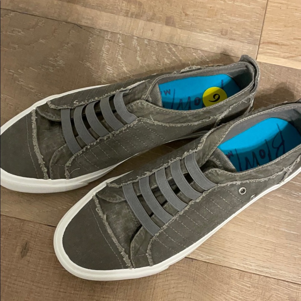 Blowfish tennis shoes